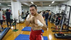 前岡デニスロベルト